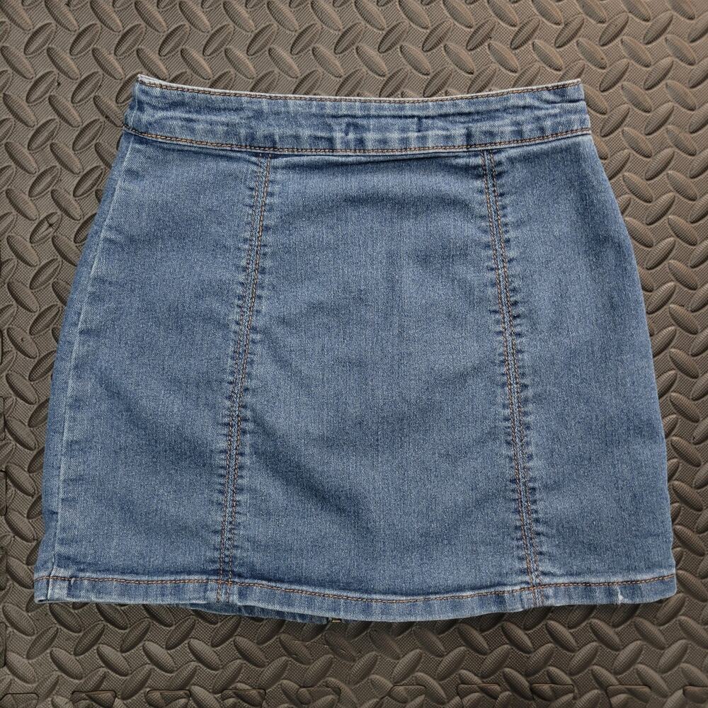 Forever 21 Denim Mini Skirt Size Small Zip Front Y2K High Rise Jean Skirt